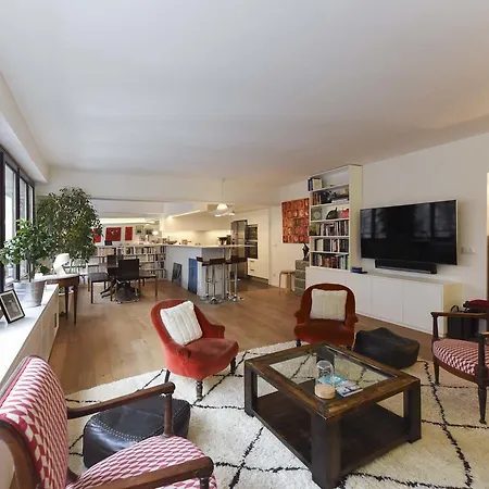 Veeve - Family Near Montparnasse Apartment Paris